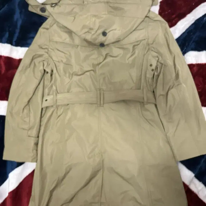 [BUNJANG] KOLPING Hooded Trench Coat Windbreaker (Olive, 95) / 콜핑 KOLPING 후드 트렌치 코트 바람막이 95