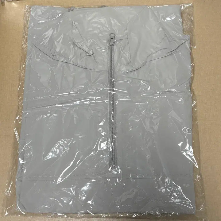 [BUNJANG] fromis_9 from_summer Anorak XL Unsealed / 프로미스나인 프롬써머 아노락 XL 미개봉