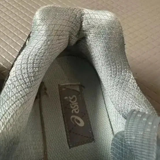 [BUNJANG] Asics Gel-Nimbus Gunmetal Sneakers / 아식스 젤님버스 건메탈