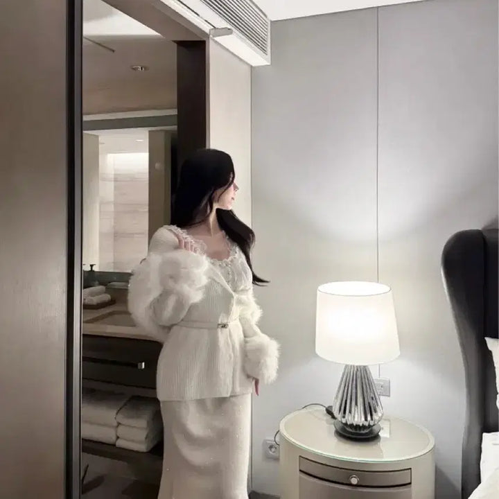 [BUNJANG] Lamielose Snow Sequin Faux Fur Cardigan / 에이블리 라멜로즈 - 스노우 시퀸 폭스퍼가디건