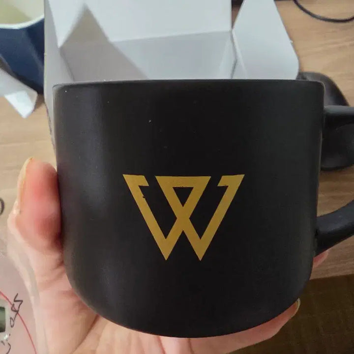 [BUNJANG] Winner Kim Jinwoo Mug Cup / 위너 김진우 머그컵팝니다