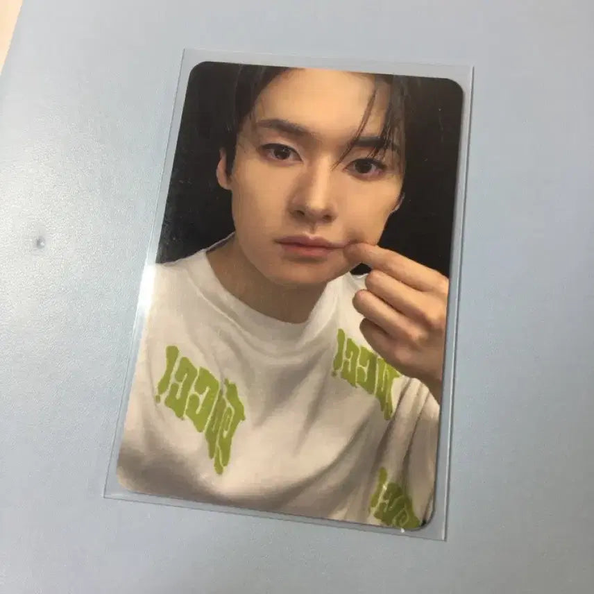 [BUNJANG] Stray Kids Lee Know Karma Apple Music POB Photocard / 스키즈 리노 카르마 애플뮤직 미공포 포카 양도