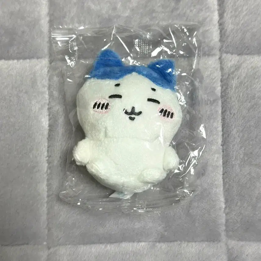 [BUNJANG] Chiikawa Oshiwari 2 Hachware Plush Doll / 치이카와 오스와리2 인형 하치와레
