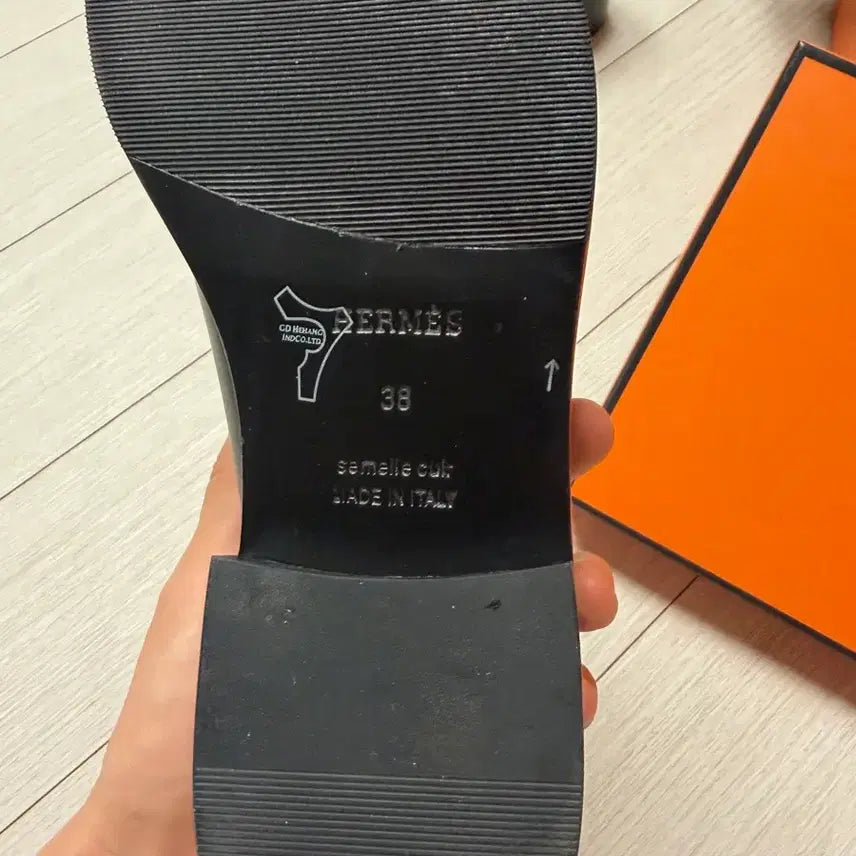 [BUNJANG] Hermès Loafers Black Size 38 / 에르메스 로퍼 38사이즈