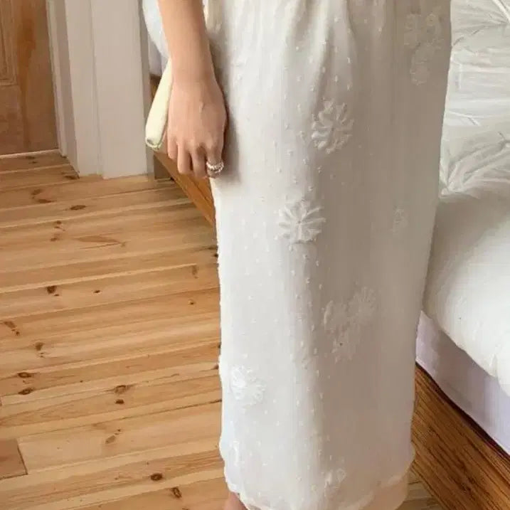[BUNJANG] Floral Point Bending Skirt / 플라워 포인트 밴딩 스커트