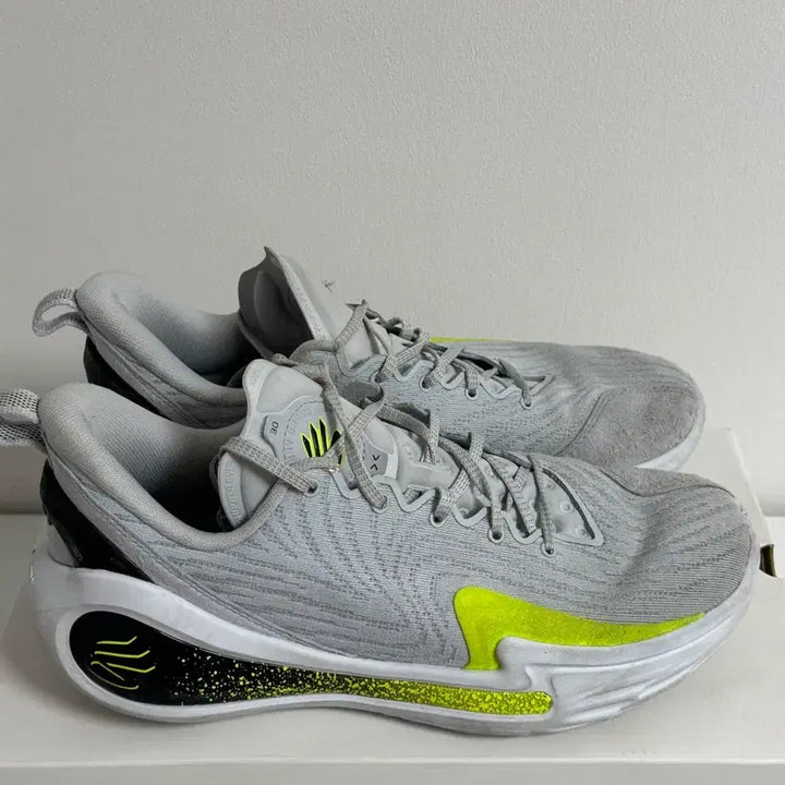 [BUNJANG] Under Armour Curry 12 Gravity Sneakers / 언더아머 커리 12 그래비티 280