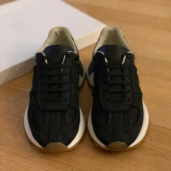 [BUNJANG] Maison Margiela Runner Evolution Sneakers Black (Sealed) / 메종마르지엘라 러너 에볼루션 스니커즈 블랙 (미개봉)