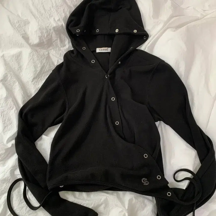 [BUNJANG] CERRIC Black Hood String Tee / CERRIC 블랙 후드 스트링티