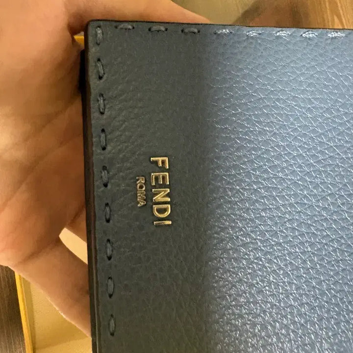 [BUNJANG] Fendi Selleria Bifold Wallet / 펜디 셀러리아 반지갑