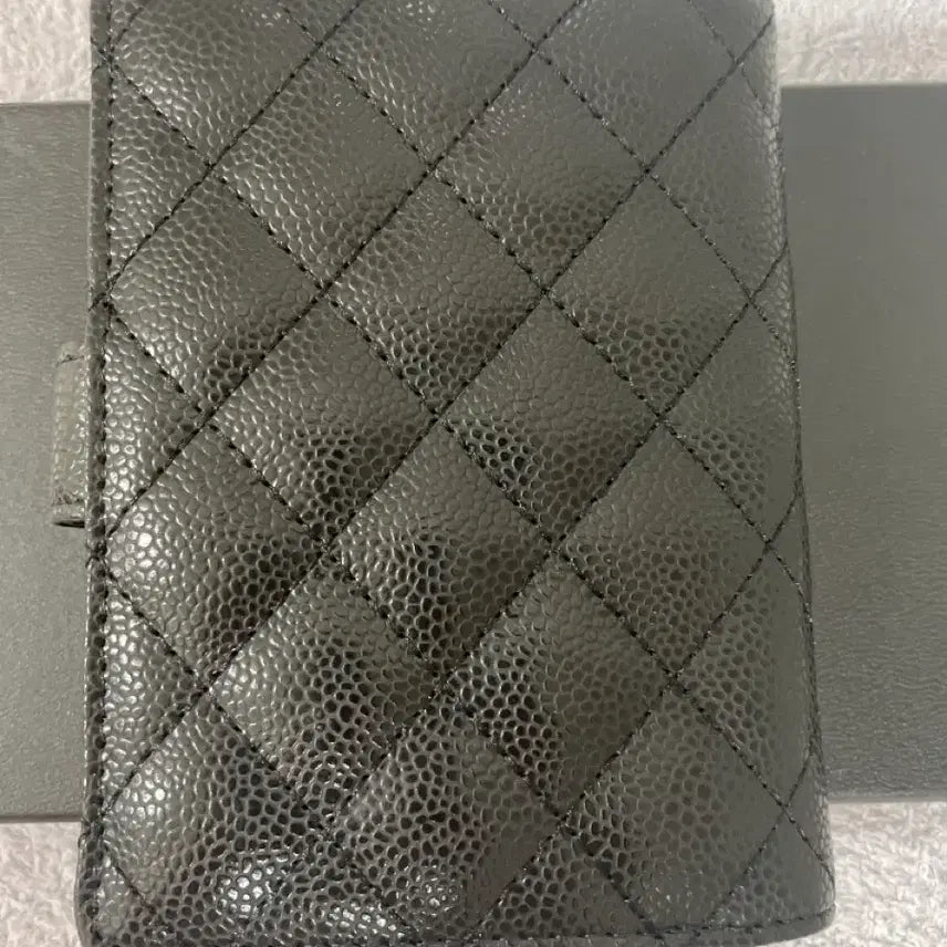 [SOLD OUT] 퀼팅 여권지갑