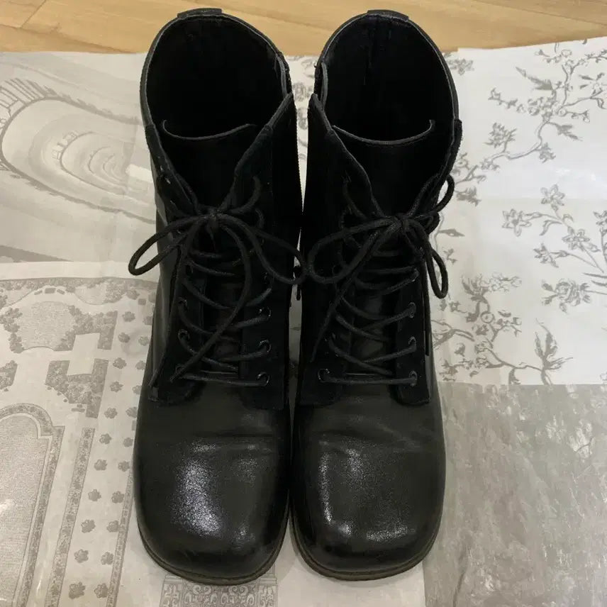 [BUNJANG] Matinkim Black Walker Boots / 마뗑킴 워커