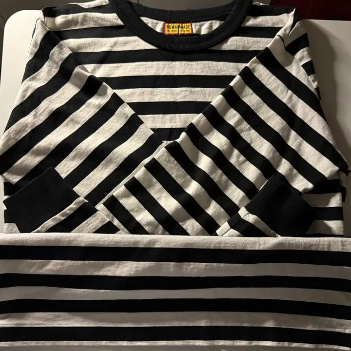 [SOLD OUT] 휴먼메이드 스트라이프 롱슬리브 티셔츠