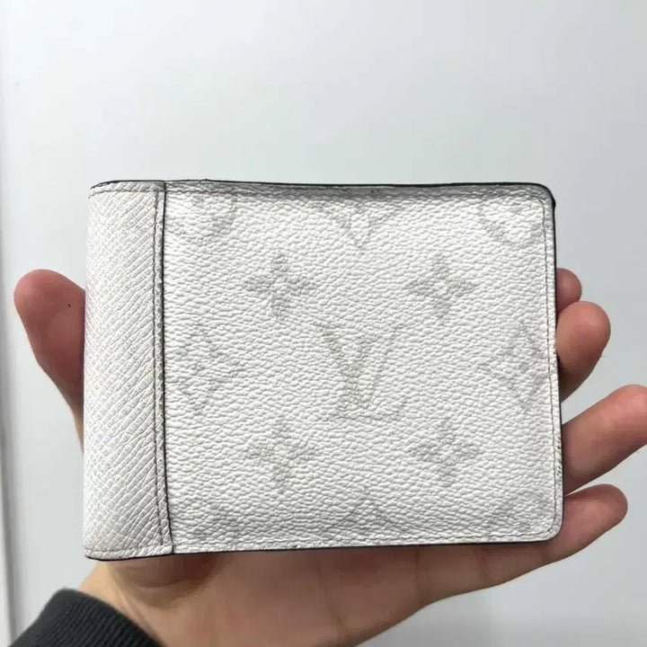 [BUNJANG] Louis Vuitton Monogram Antarctica Card Wallet &amp; Louis Quatorze Card Wallet / 루이비통 모노그램 안타르티카,루이까또즈 카드지갑