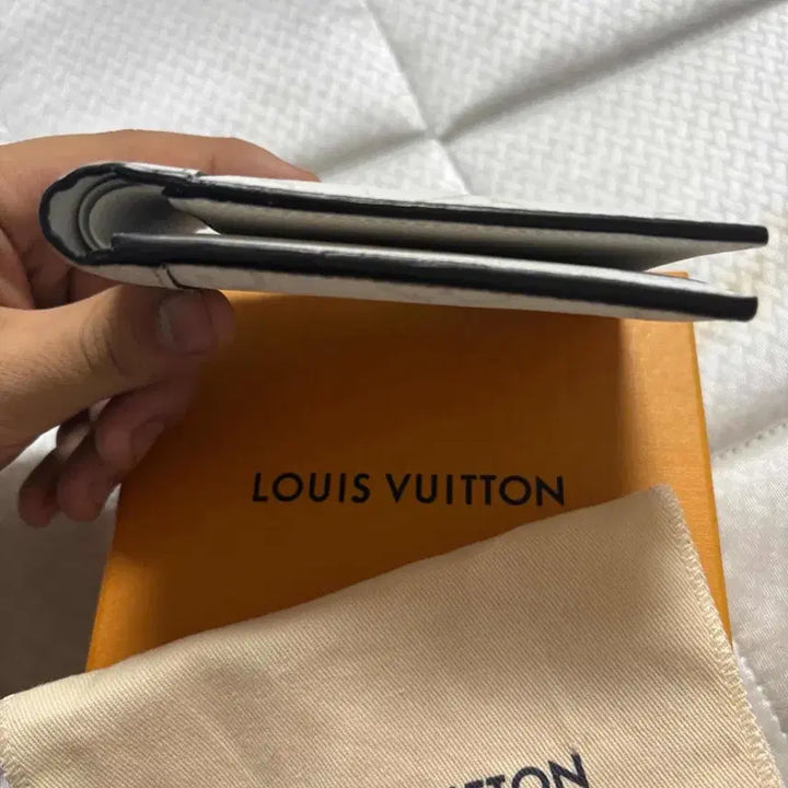 [BUNJANG] Louis Vuitton Monogram Antarctica Card Wallet &amp; Louis Quatorze Card Wallet / 루이비통 모노그램 안타르티카,루이까또즈 카드지갑