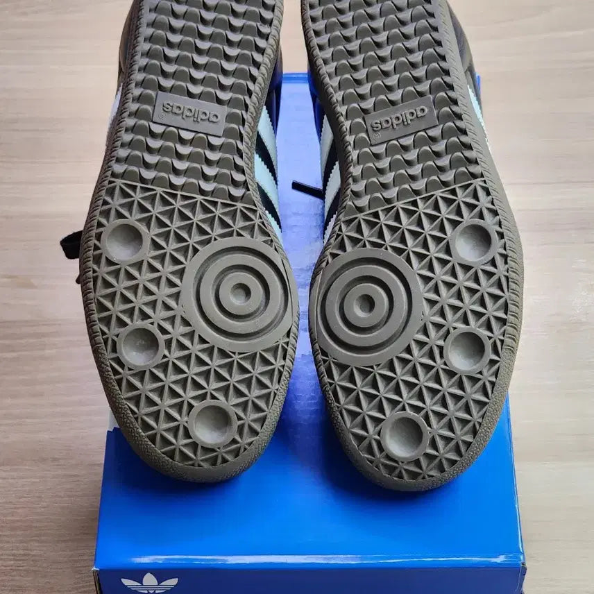 [SOLD OUT] 아디다스 삼바 OG 블랙 화이트 275