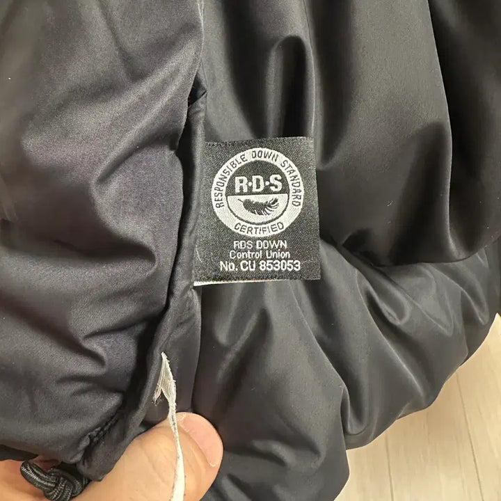 [SOLD OUT] 노스페이스 1996 에코 블루 눕시 자켓 블랙 L