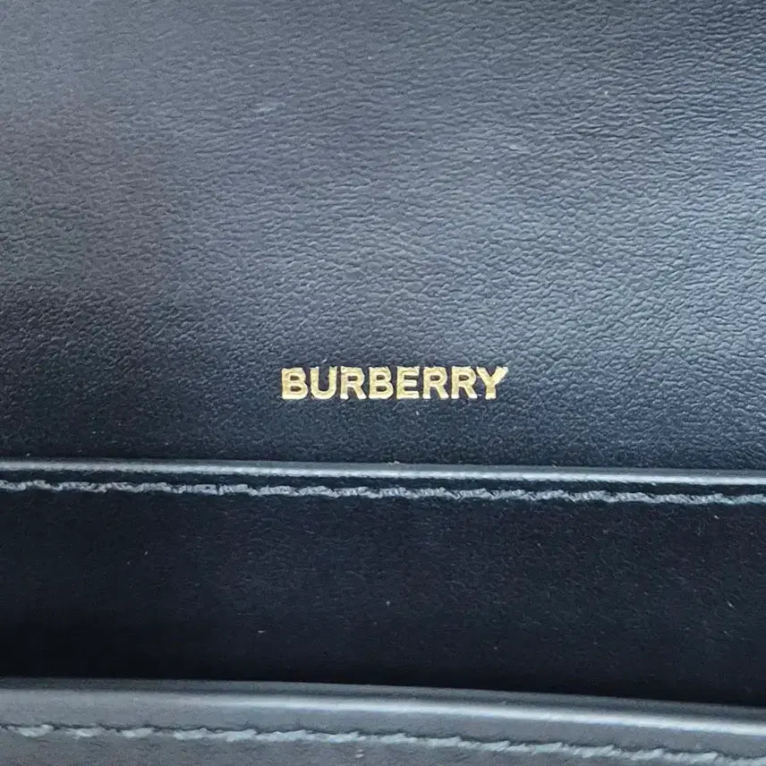 [BUNJANG] Burberry New Hampshire Check Crossbody Bag / 버버리 뉴 햄프셔 체크 크로스백