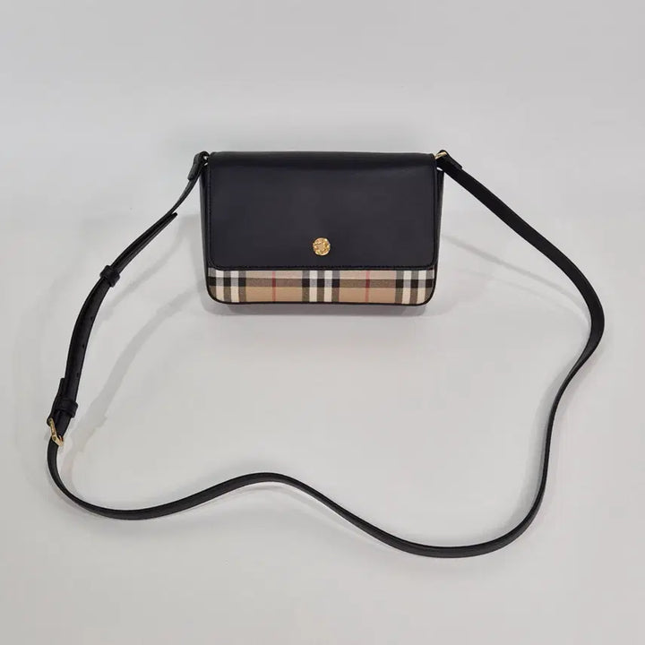 [BUNJANG] Burberry New Hampshire Check Crossbody Bag / 버버리 뉴 햄프셔 체크 크로스백