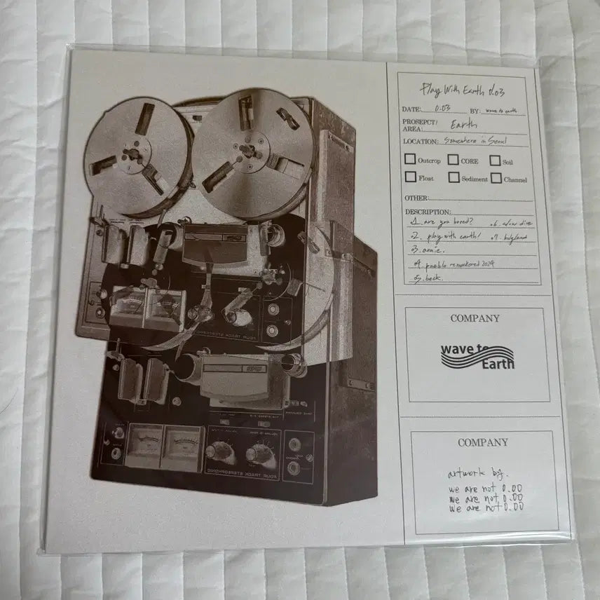 [BUNJANG] Wave to Earth 0.03 Ivory LP / [미개봉] wave to earth 웨이브투어스 0.03 LP 아이보리