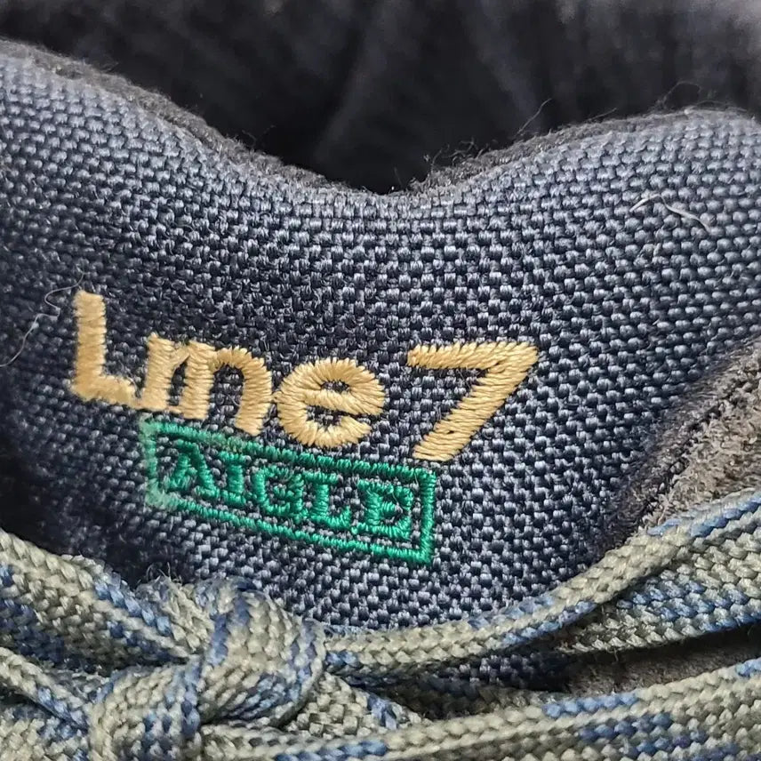 [BUNJANG] Line 7 Gore-Tex Hiking Boots Size 255 / 1) 255 라인7 프랑스 고어텍스 등산화