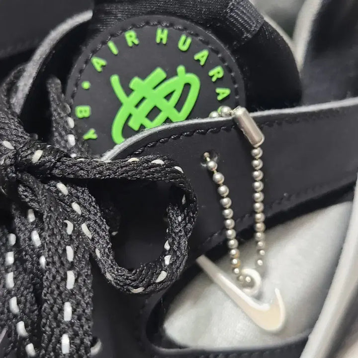 [BUNJANG] Nike Air Huarache Black Sneakers / 1)265 나이키 에어 허라취 A급