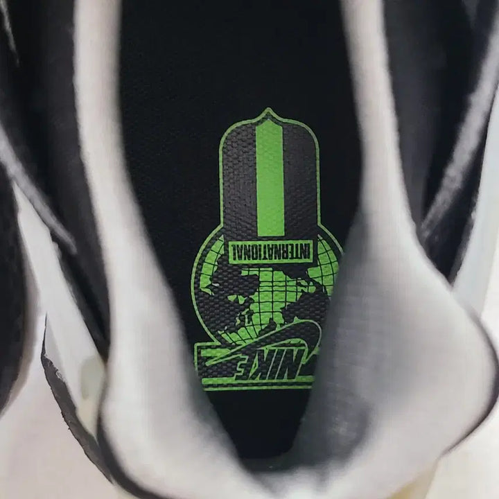 [BUNJANG] Nike Air Huarache Black Sneakers / 1)265 나이키 에어 허라취 A급