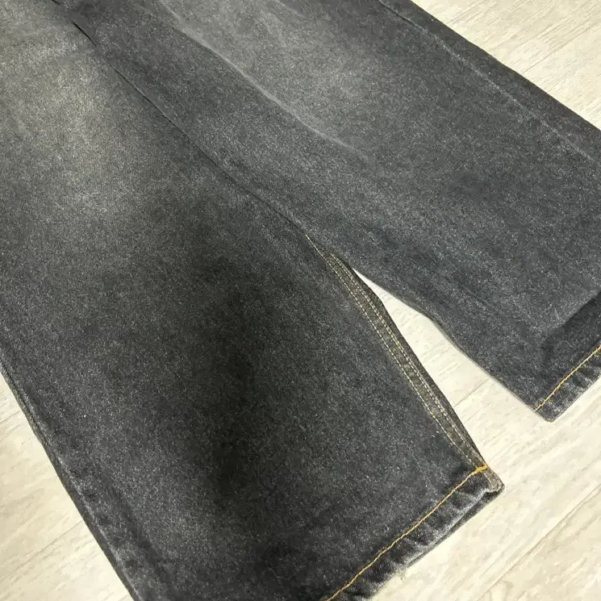 [BUNJANG] Weeekenders Dwarf Black Denim Pants / 위캔더스 드워프 블랙 데님 팬츠 M
