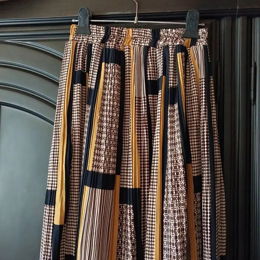[BUNJANG] Patterned Pleated Long Banding Skirt / 패턴 플리츠 미디 밴딩스커트