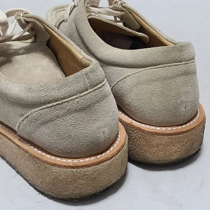 [BUNJANG] Mellow Suede Sneakers / 1) 250 멜로우 스웨이드 스니커즈 A급