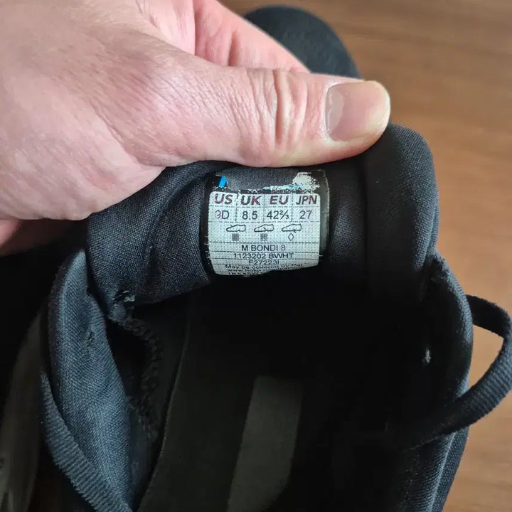 [BUNJANG] Hoka Bondi 8 Running Shoes / 호카 본디8 정품 270  런닝화 운동화