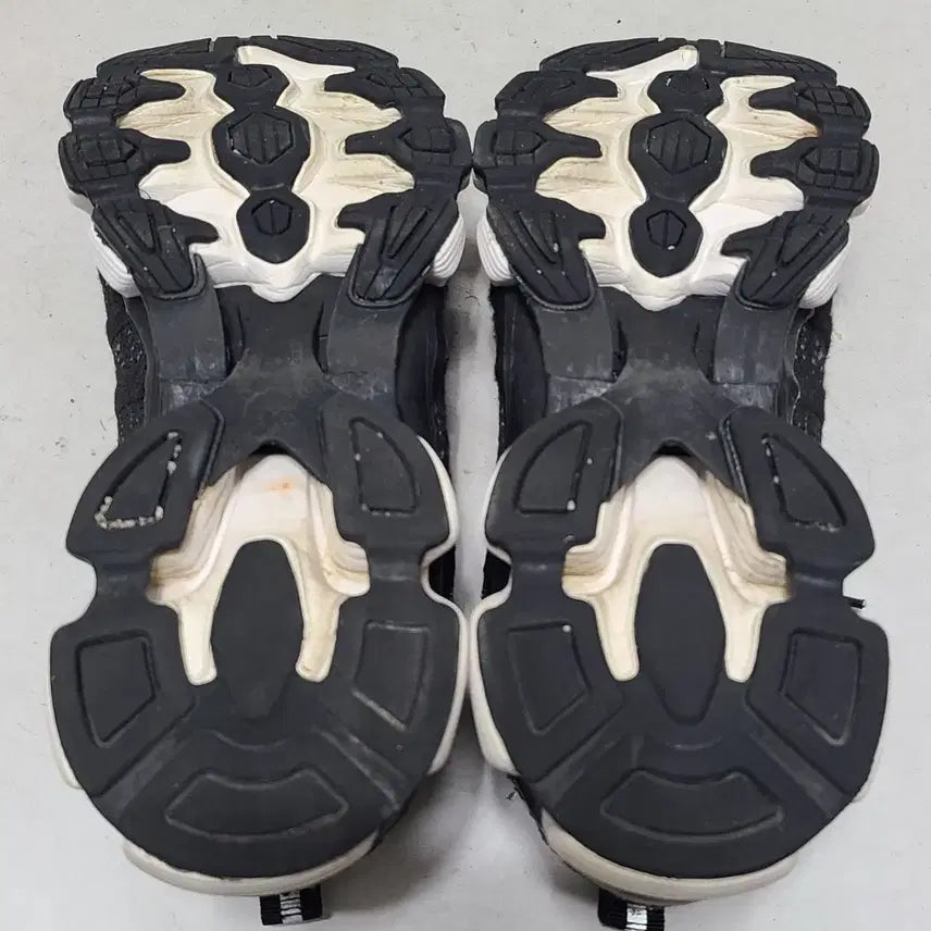 [SOLD OUT] 1) 275 밸롭 BSR 런닝화 A급