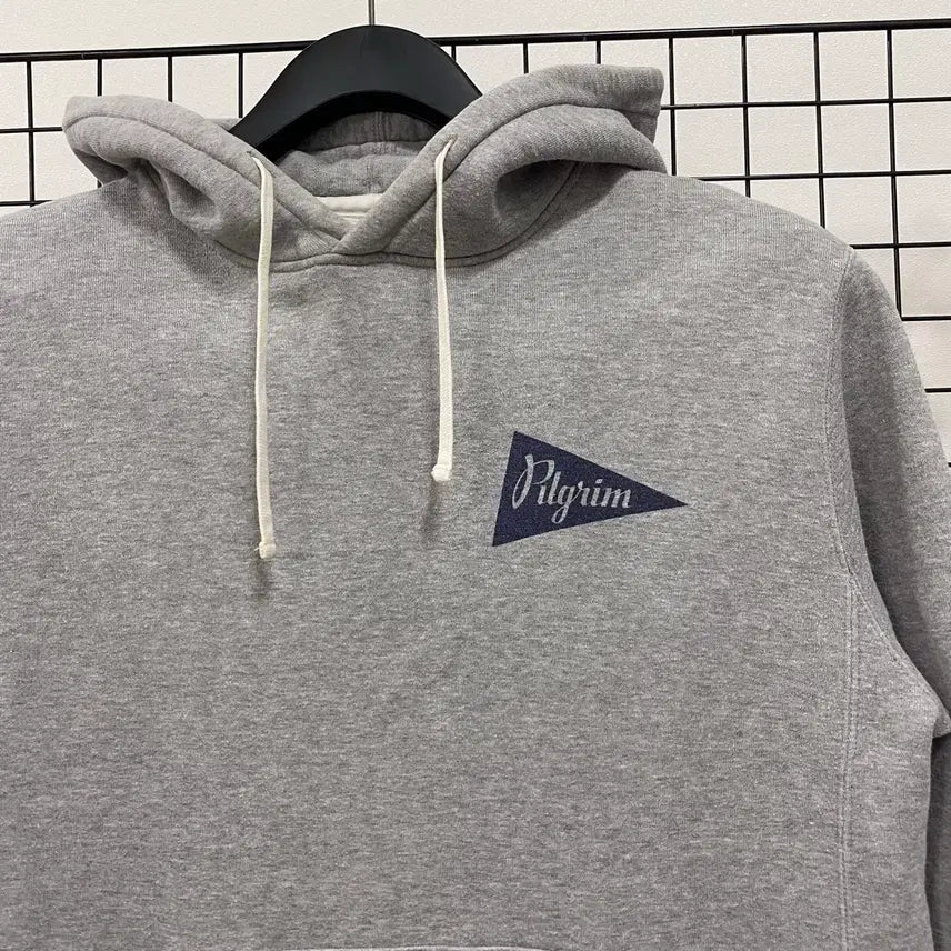 [BUNJANG] Pilgrim Sweat Hoodie M / <M> 필그림 스웻 후드 티셔츠
