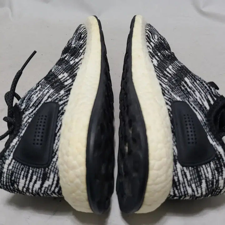 [BUNJANG] Adidas Pureboost Sneakers / 1) 265 아디다스 퓨어부스트 A급