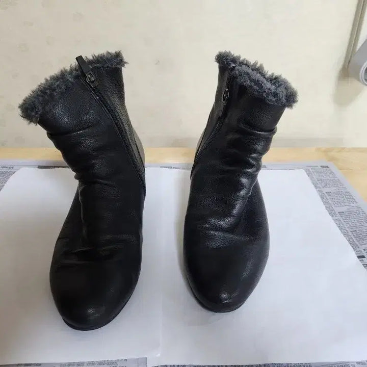 [BUNJANG] Laurel Winter Boots / 겨울 구두