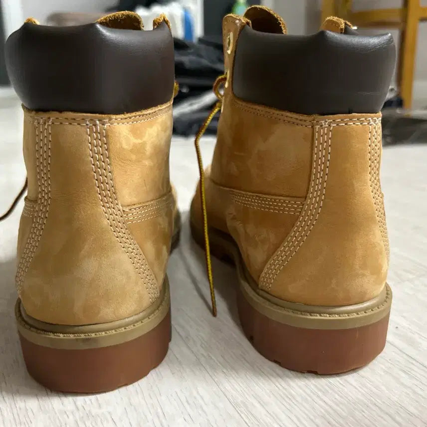[BUNJANG] Timberland 6-Inch Waterproof Boots (Size 240) / 팀버랜드 6인치 워터프루프 부츠 240