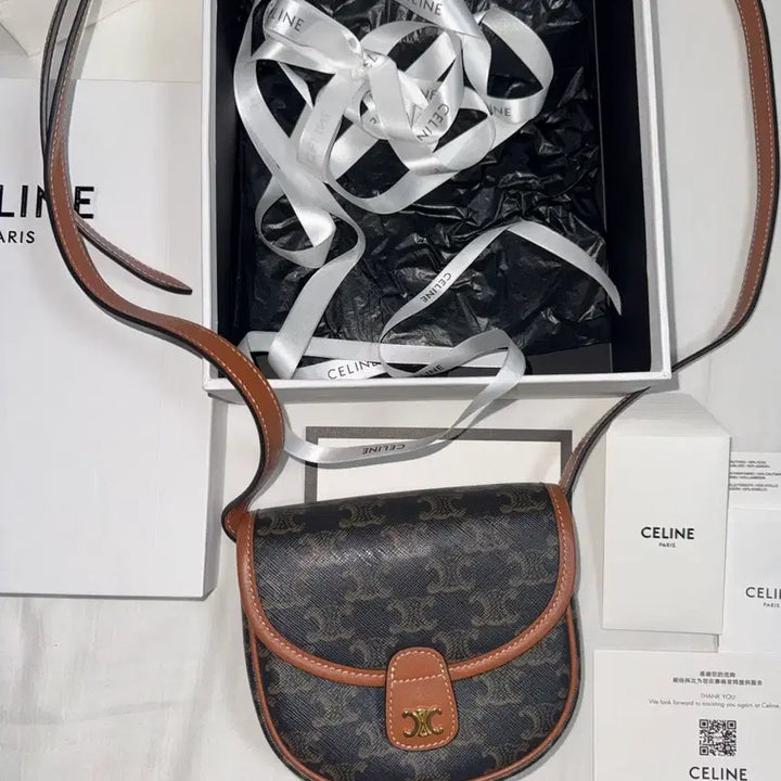 [SOLD OUT] 셀린 미니 베사체 트리옹프 ㄱㅍ