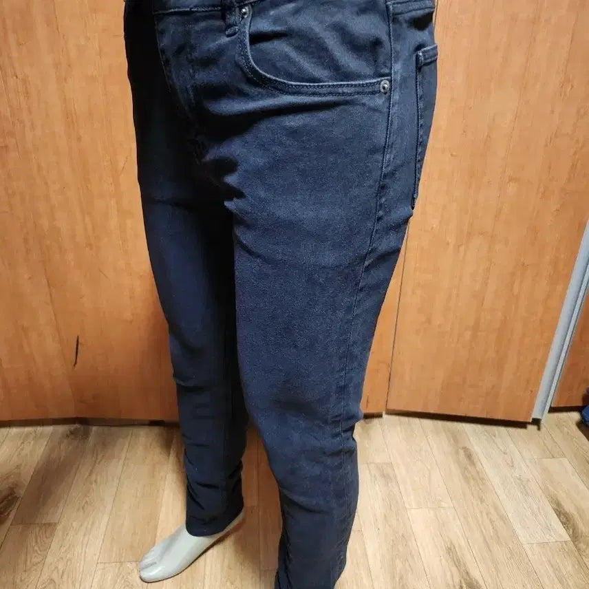 [BUNJANG] Burberry Skinny Denim Pants (Men&