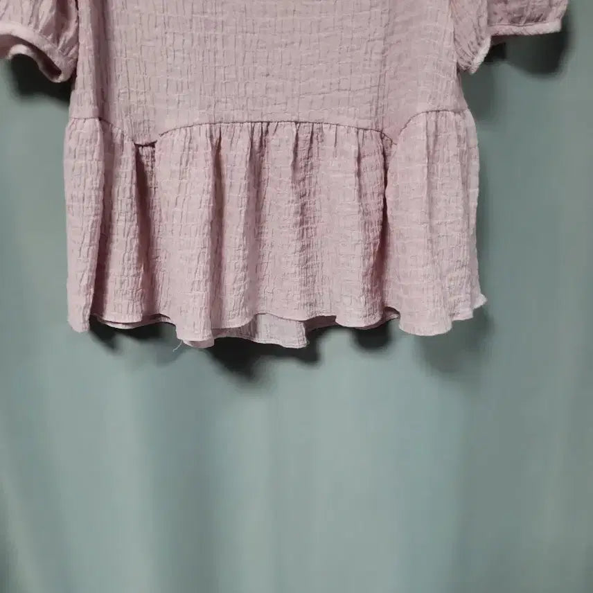 [SOLD OUT] 로엠 주름 셔링 블라우스