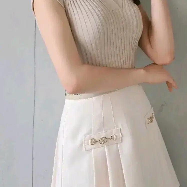 [SOLD OUT] 수입의류 홀복치마(8.7)코코엠하이디바