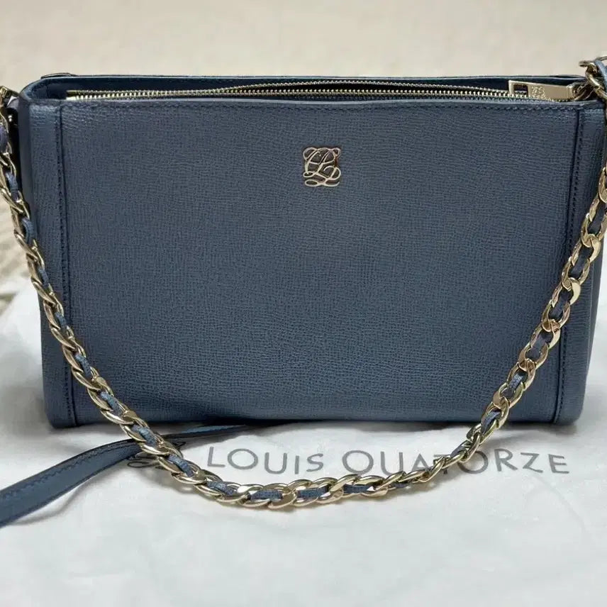 [BUNJANG] Louis Quatorze Chain Crossbody Bag / 루이까또즈 체인 크로스백 블루그레이 컬러