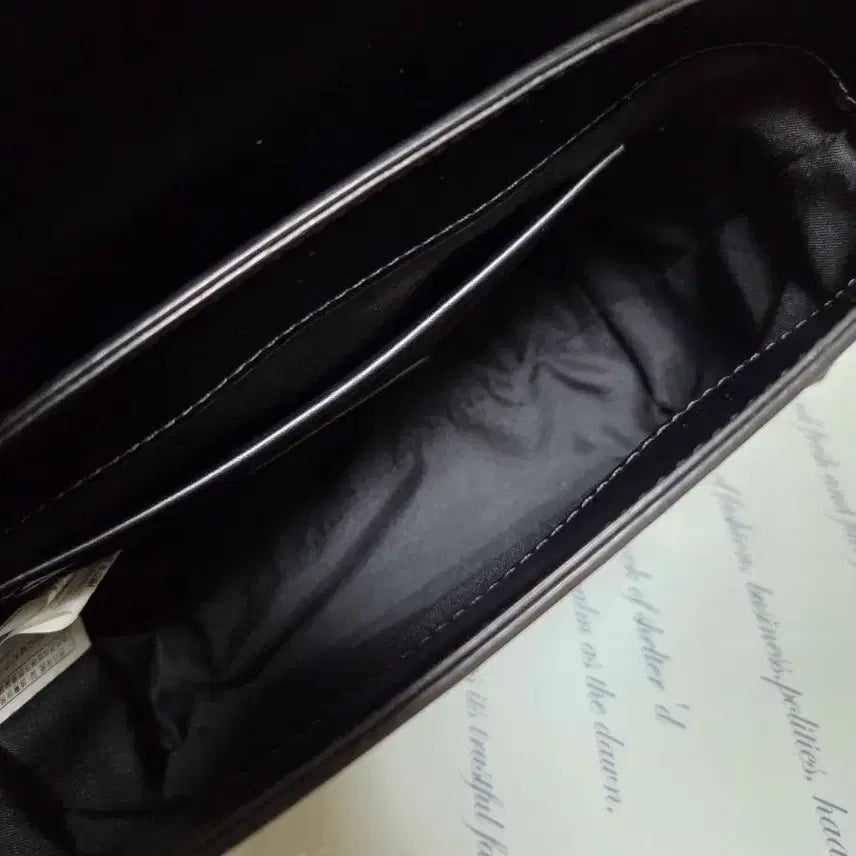 [BUNJANG] Studio Tomboy Crossbody Bag / 스튜디오톰보이 크로스백