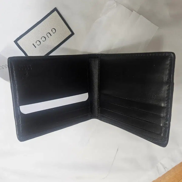 [BUNJANG] Gucci Black Bifold Wallet / 구찌 블랙 반지갑 남성 지갑 시리얼 451240 정품입니다