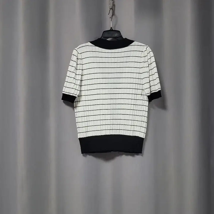 [SOLD OUT] 카라넥 스트라이프  니트 가디건