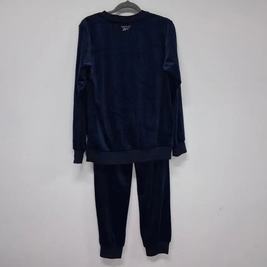[BUNJANG] Reebok Velvet Training Set - Navy (Size S) / 리복 벨벳 트레이닝 세트 네이비 S