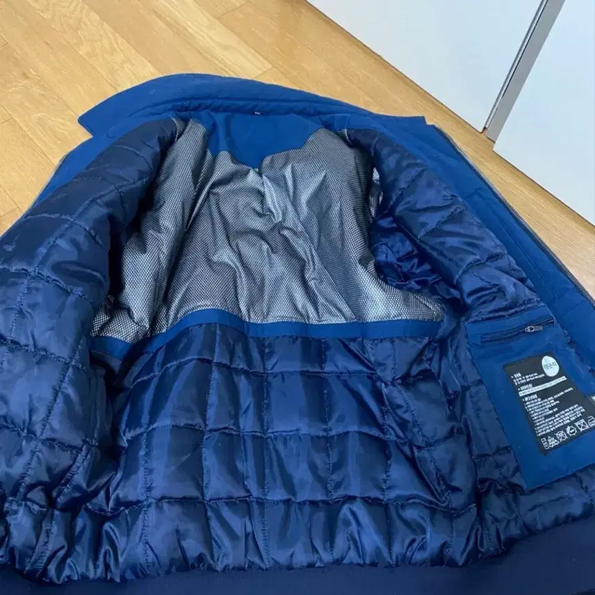 [BUNJANG] Hyundai Motors Blue Padded Jacket (Size 105) / 현대자동차 패딩 105사이즈