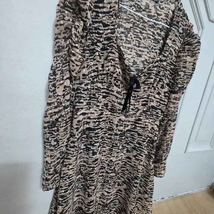 [BUNJANG] ZARA Animal Print Mini Dress / 자라 애니멀 프린트 미니 드레스 원피스 S