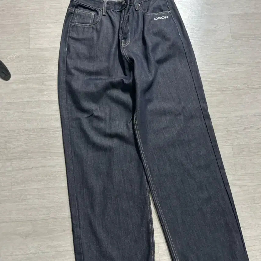[SOLD OUT] 오도어 데님 팬츠2