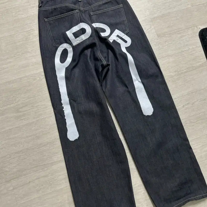 [SOLD OUT] 오도어 데님 팬츠2
