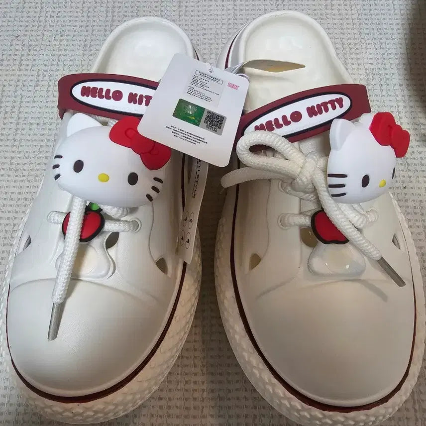 [BUNJANG] Sanrio Hello Kitty Crocs Sandals 250mm / 산리오 키티 샌들(크록스) 250mm