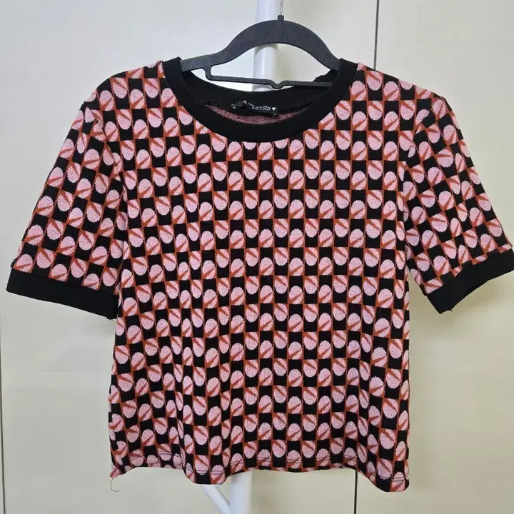 [BUNJANG] ZARA Pattern Knit Short Sleeve T-shirt / 자라 패턴 반팔 니트 티셔츠